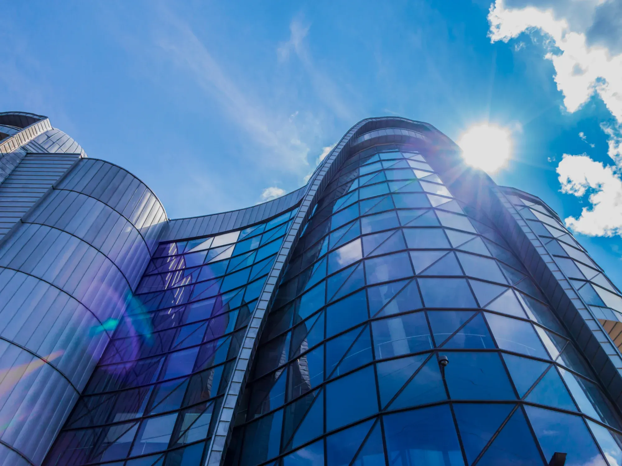 Machine Learning Use Cases, Applications and Industry Trends