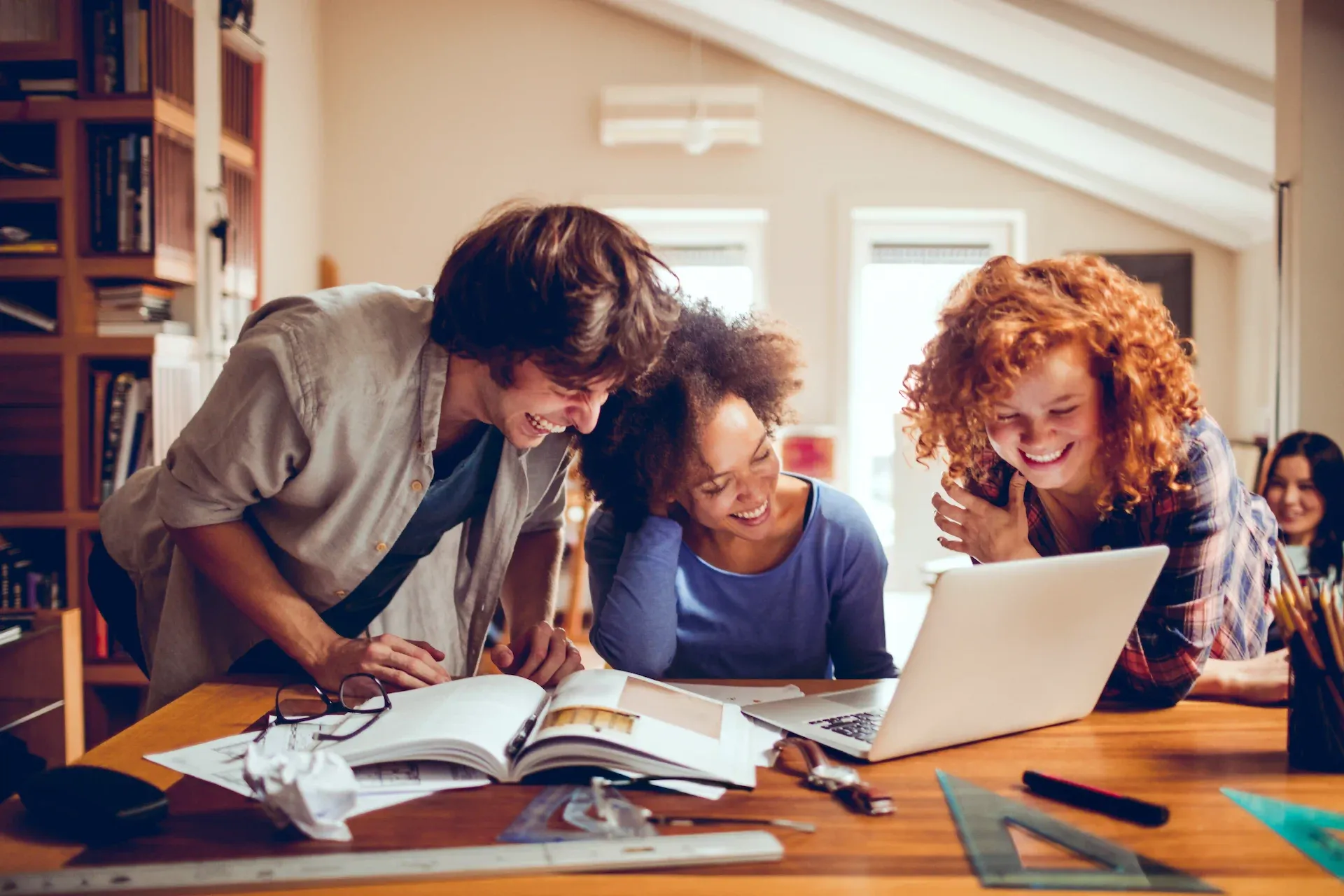 Our custom LMS services