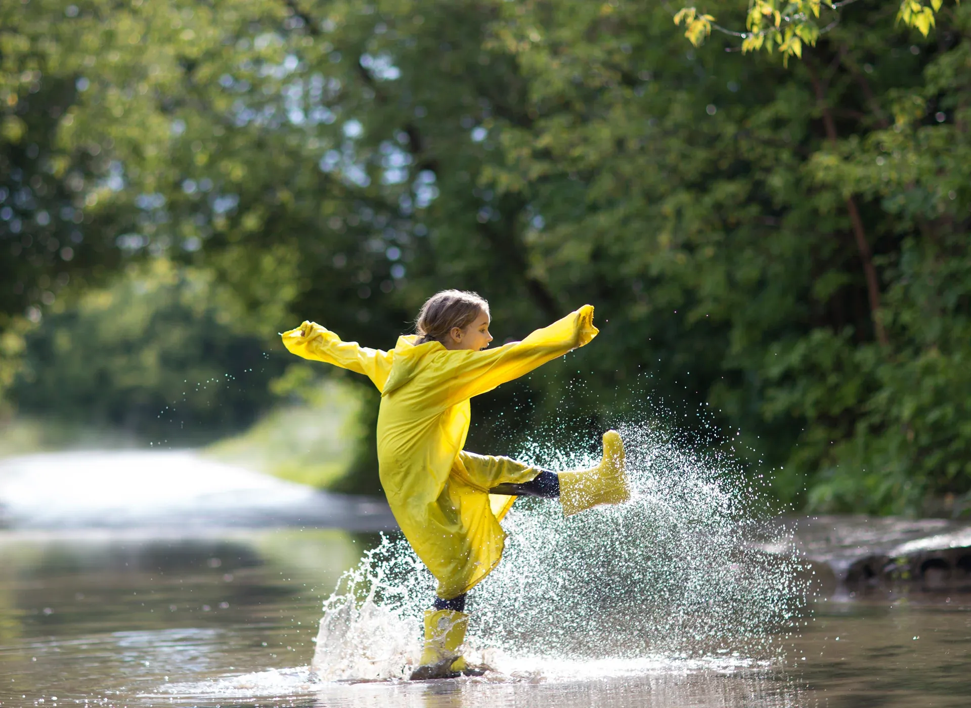 Outsourcing vs in house