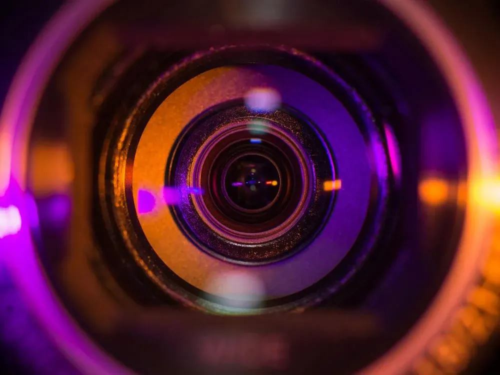 KI-basierte Plattform für einkaufbare Videos