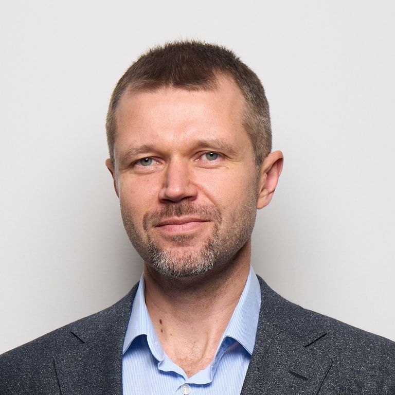 Software Development Risks: Types & Mitigation Strategies