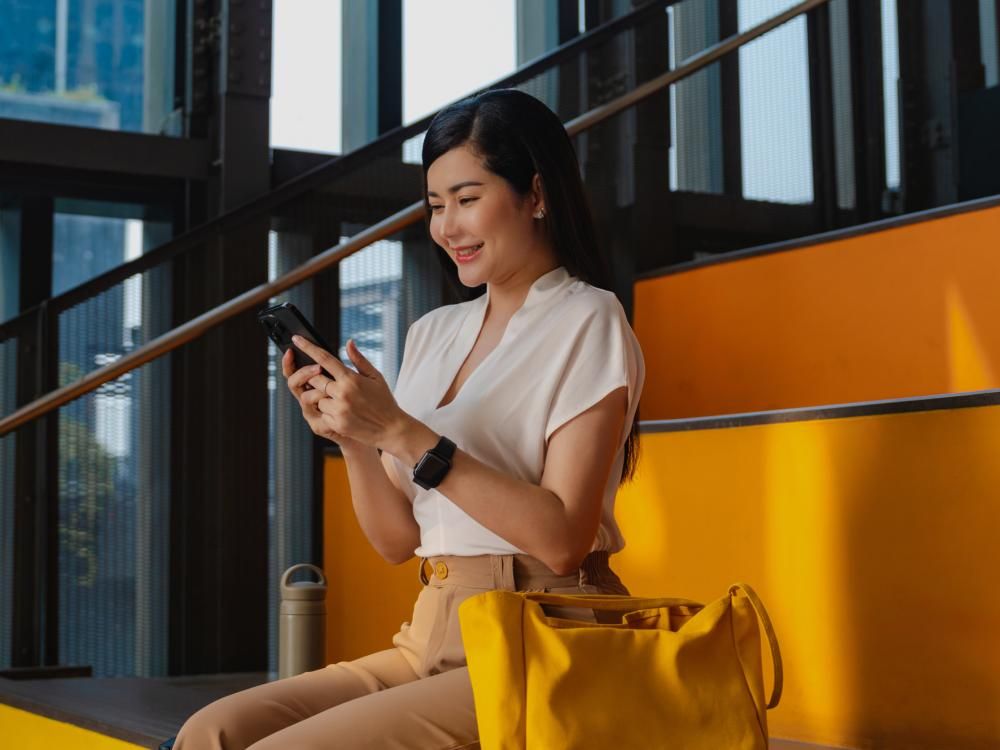 Key mobile app statistics for 2025:
app usage, revenue & success factors