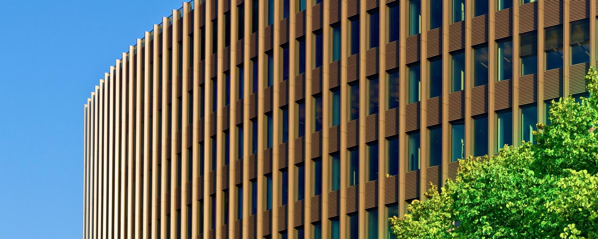 IT infrastructure management services
& solutions